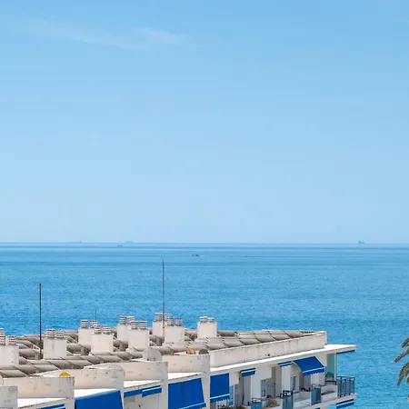 Apartamento With Sea Views 20 M From The In Center