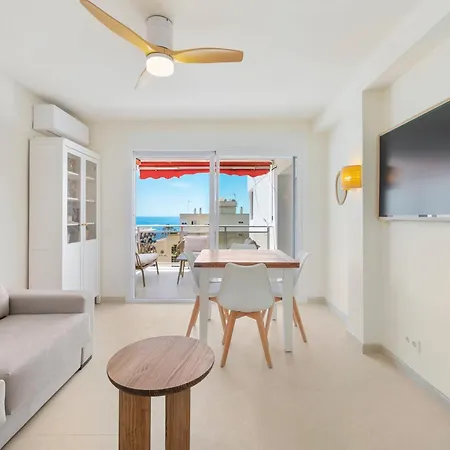 With Sea Views 20 M From The In Center Apartamento