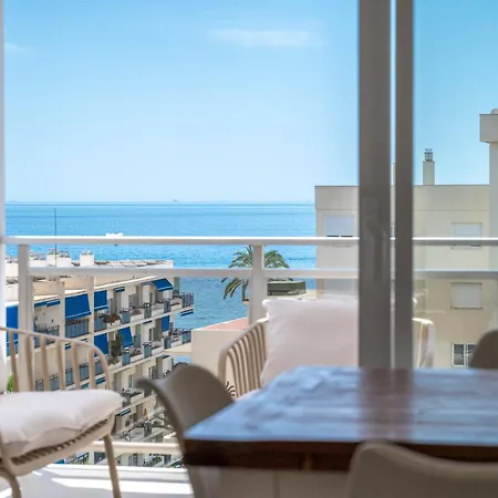 With Sea Views 20 M From The In Center Apartamento